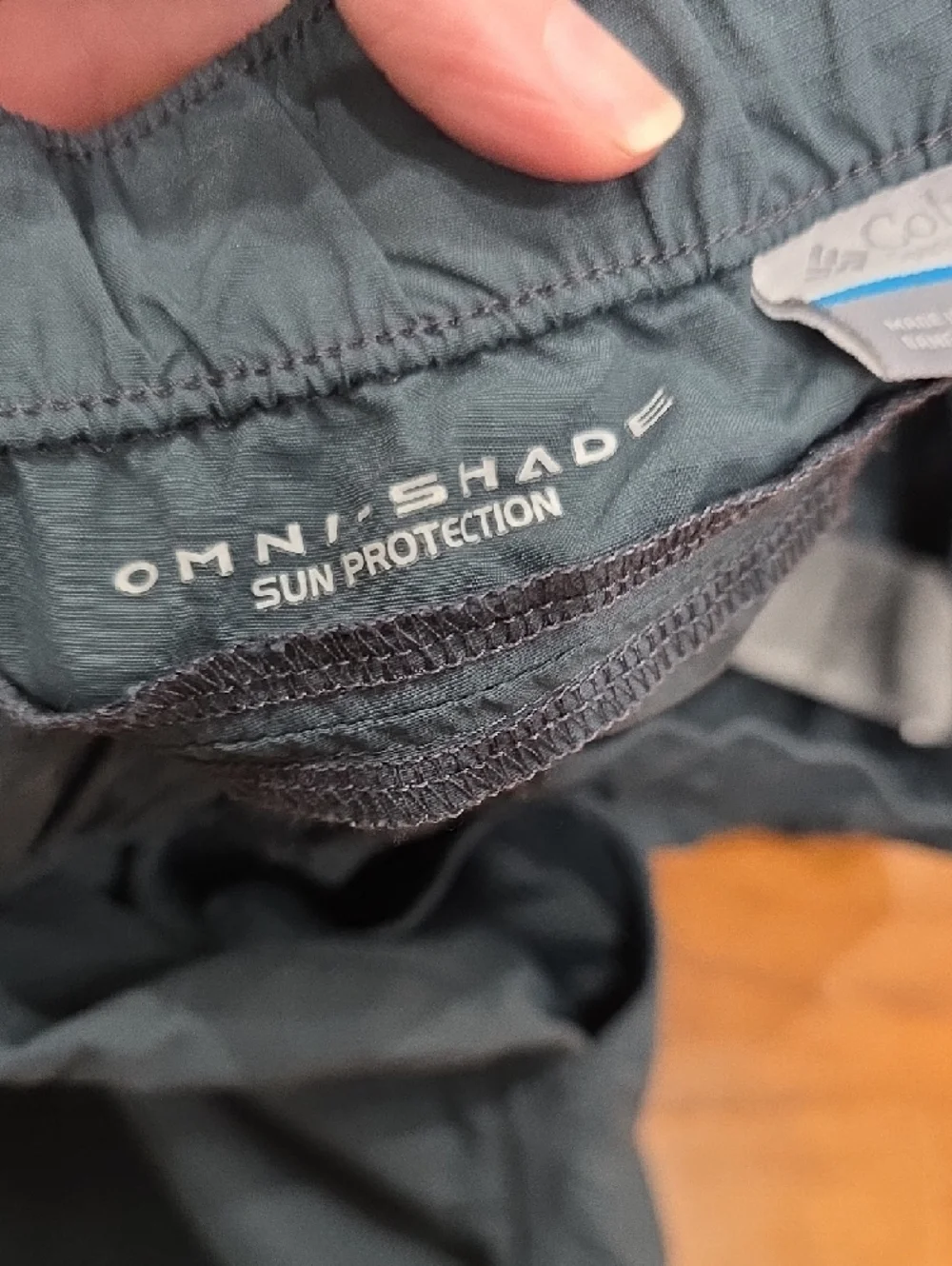 Youth Eleastic Waist Columbia Shorts in Charcoal Gray‎